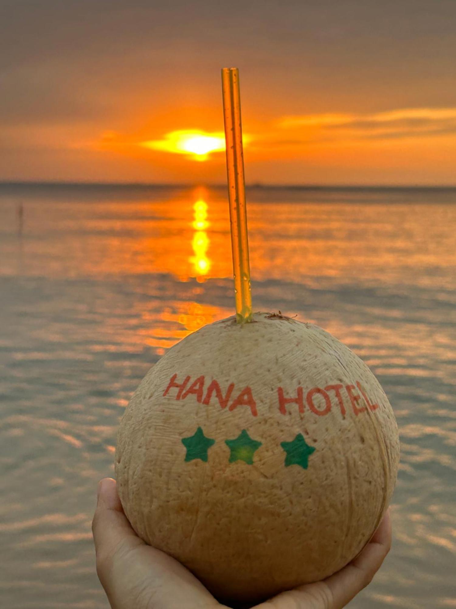 Hana Hotel Sonasea Night Market Фу Куок Екстериор снимка